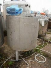 Продается Емкость нержавеющая, объем — 0,35 куб.м